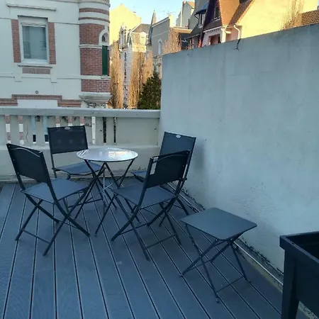 Palais Des Sources * فيشي